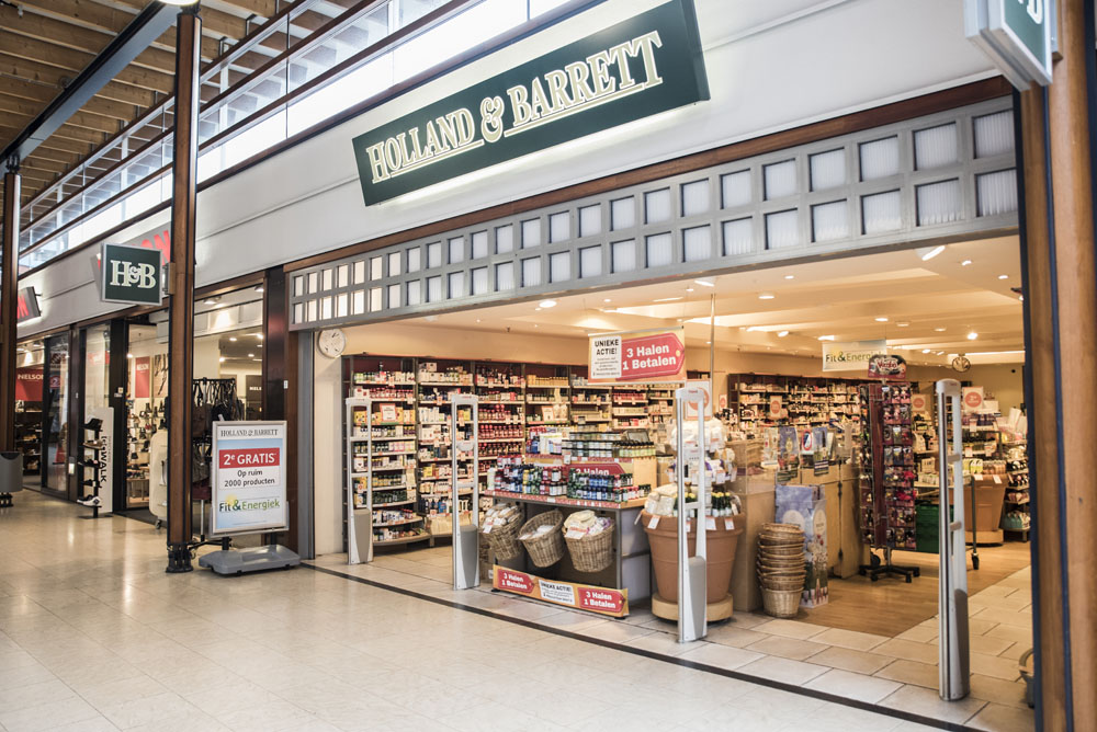 Winkelcentrum Plein 40-45 - Geuzenveld-Slotermeer in Amsterdam